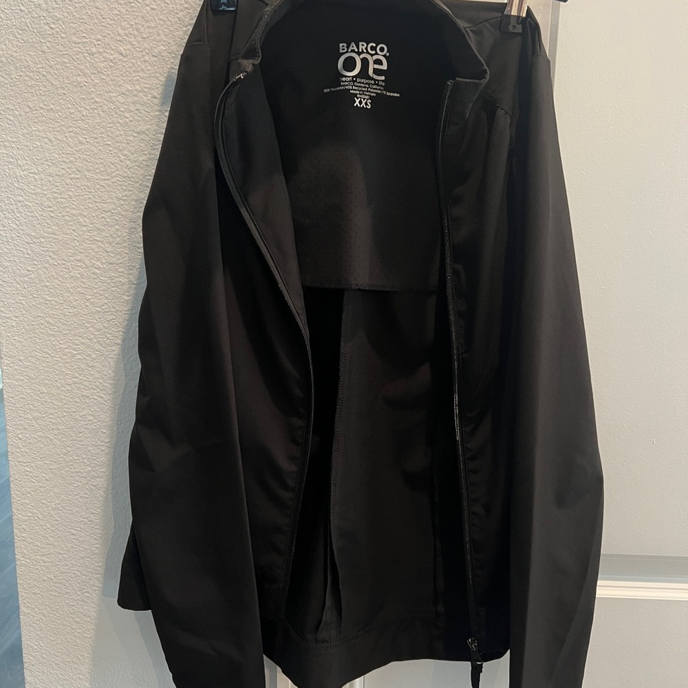 Barco One Women’s Black Scrub Jacket